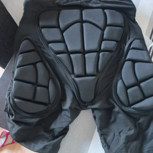 Snowboard und Ski Impact Shorts photo review